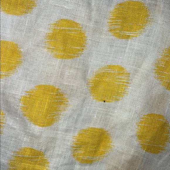 Chico's No-Iron linen 3/4 sleeve tunic top with a yellow polka dot print - Picture 6 of 6